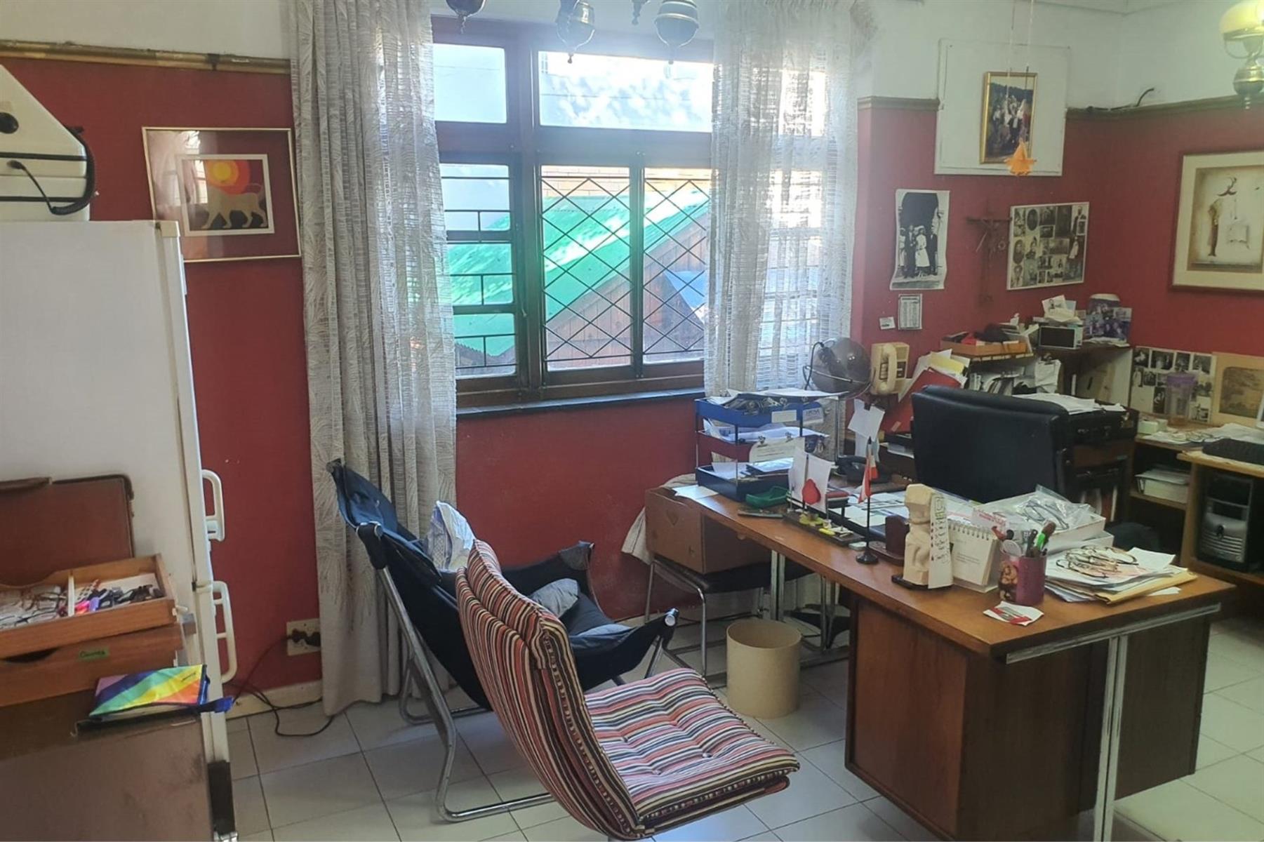 Commercial Property For Sale - Prime Premises in Newton Park