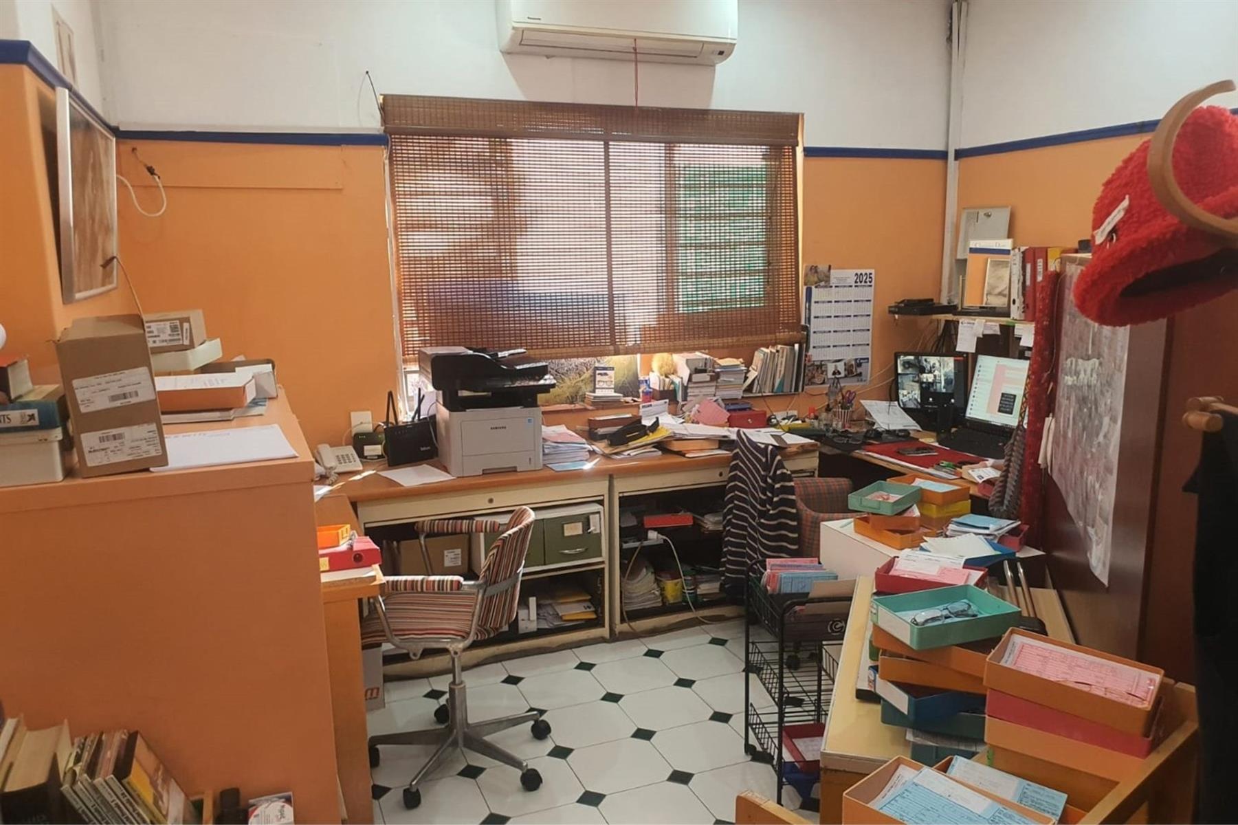 Commercial Property For Sale - Prime Premises in Newton Park