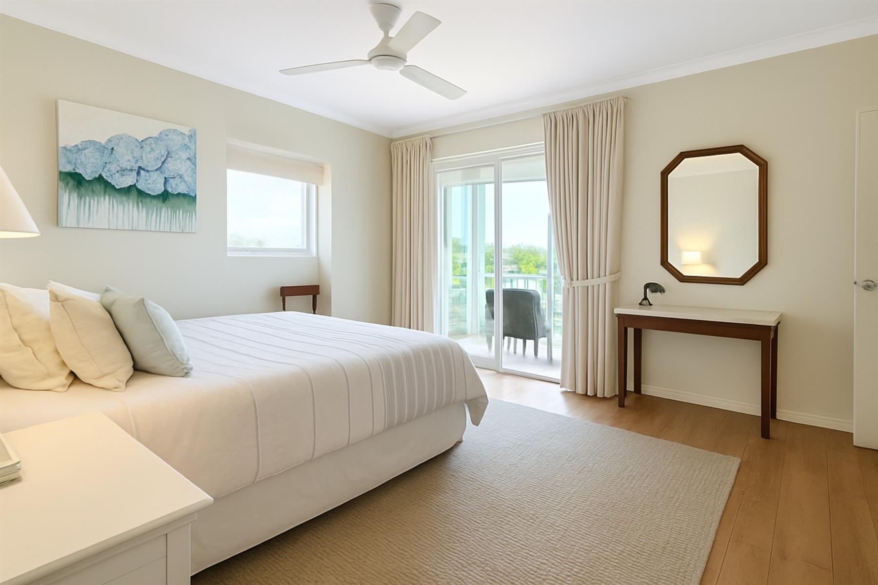 Penthouse Apartment For Sale in Harbour Island, Gordons Bay