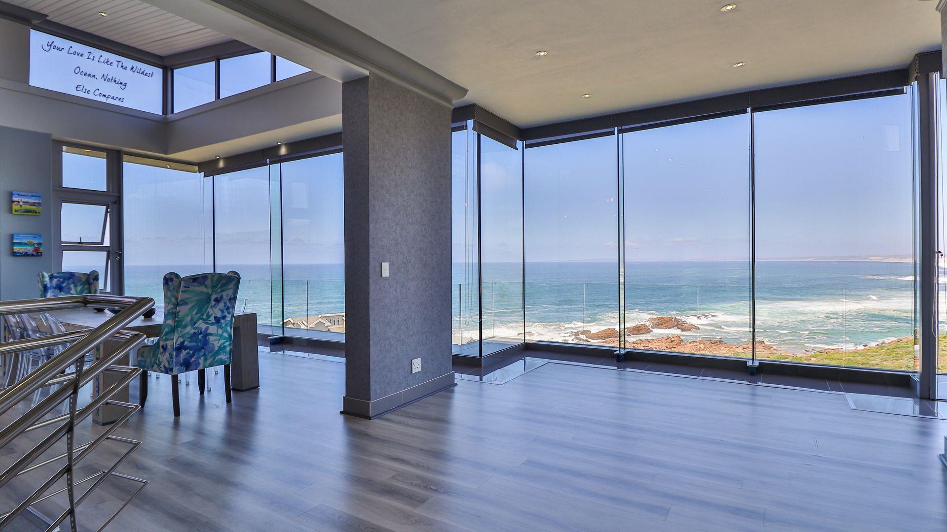 Privacy, Luxury and Effortless Coastal Living or Investment Opportunity!