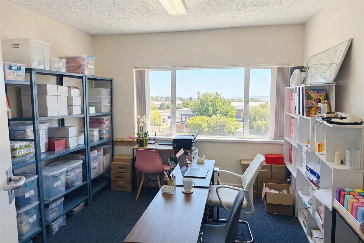 Ideal Medical or Professional Suites in Prime Tudor Park Location
