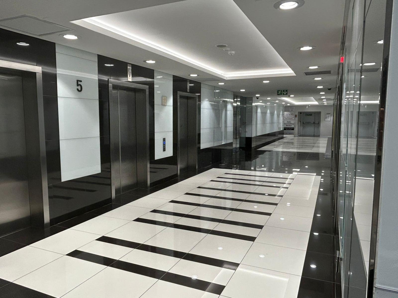 PREMIUM OFFICES TO LET ON THE FORESHORE