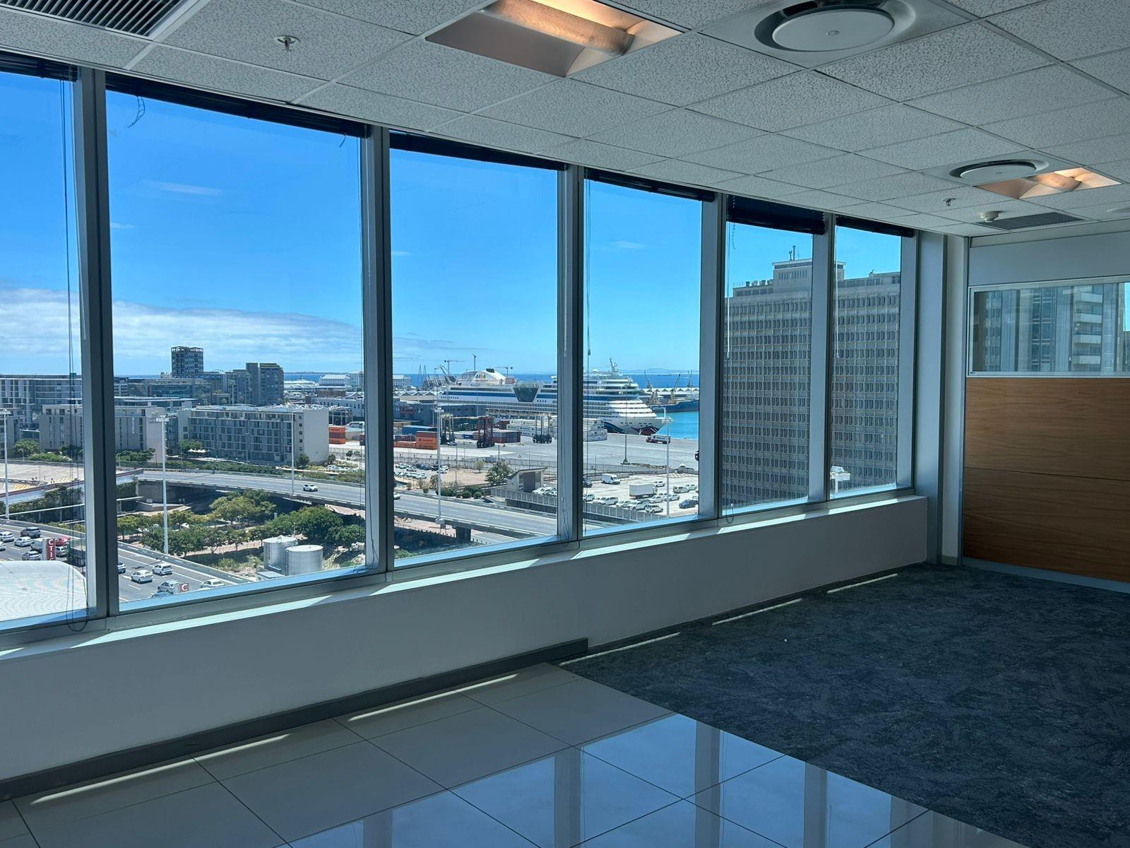 AAA-Grade Office To Rent in Convention Towers on the Foreshore, Cape Town