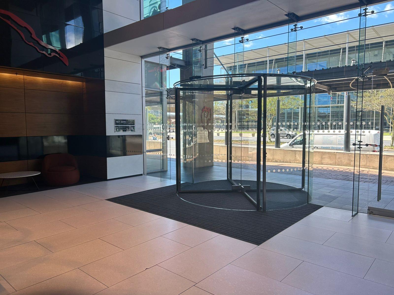 AAA-Grade Office To Rent in Convention Towers on the Foreshore, Cape Town
