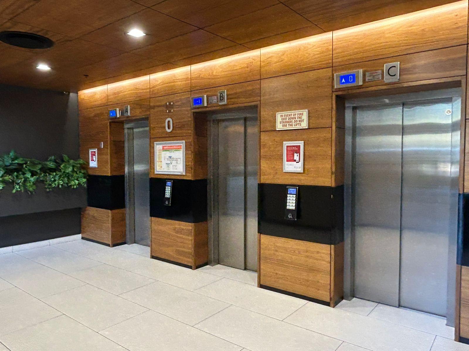 AAA-Grade Office To Rent in Convention Towers on the Foreshore, Cape Town