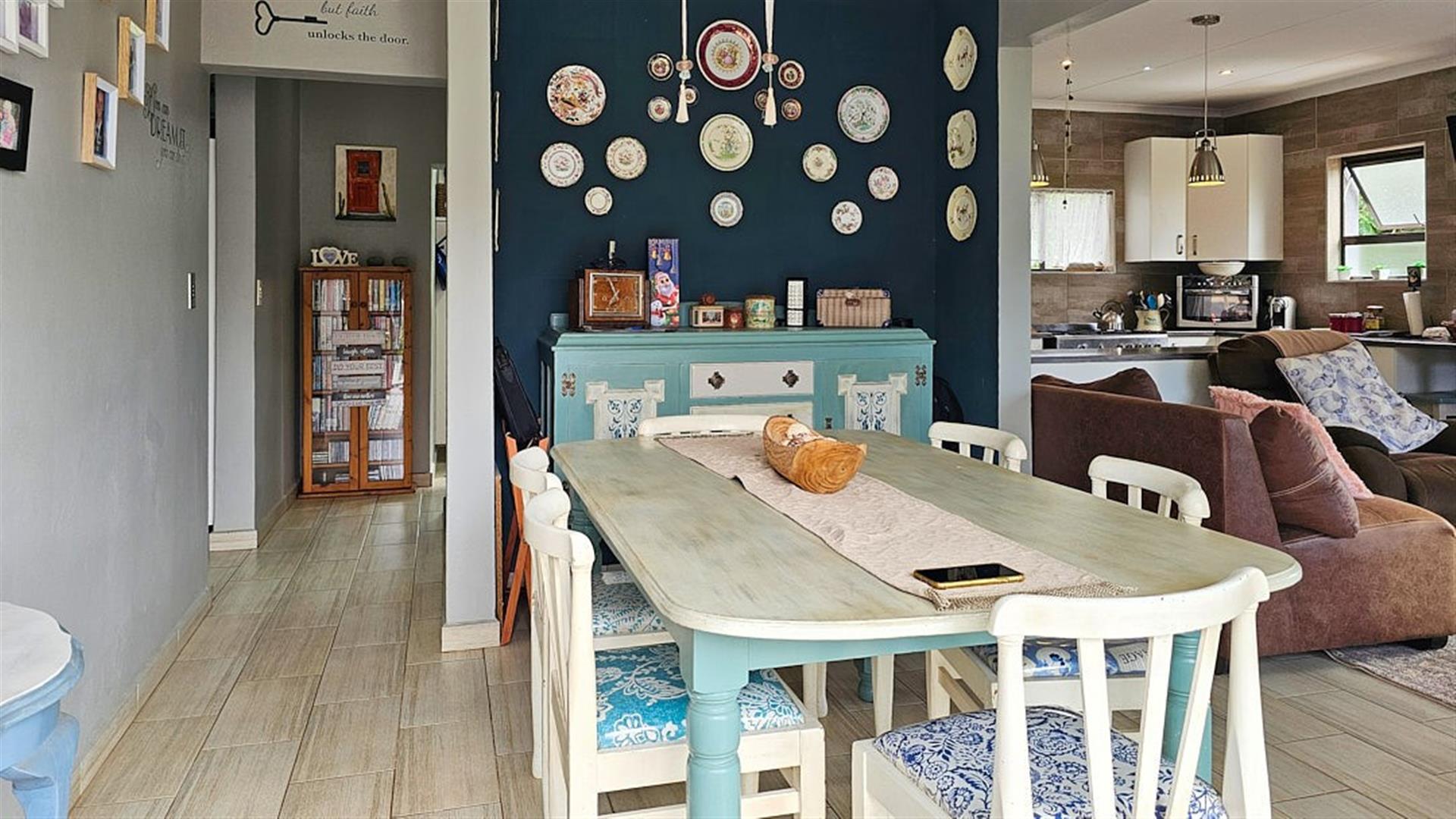 Lovely Family House with Flat
