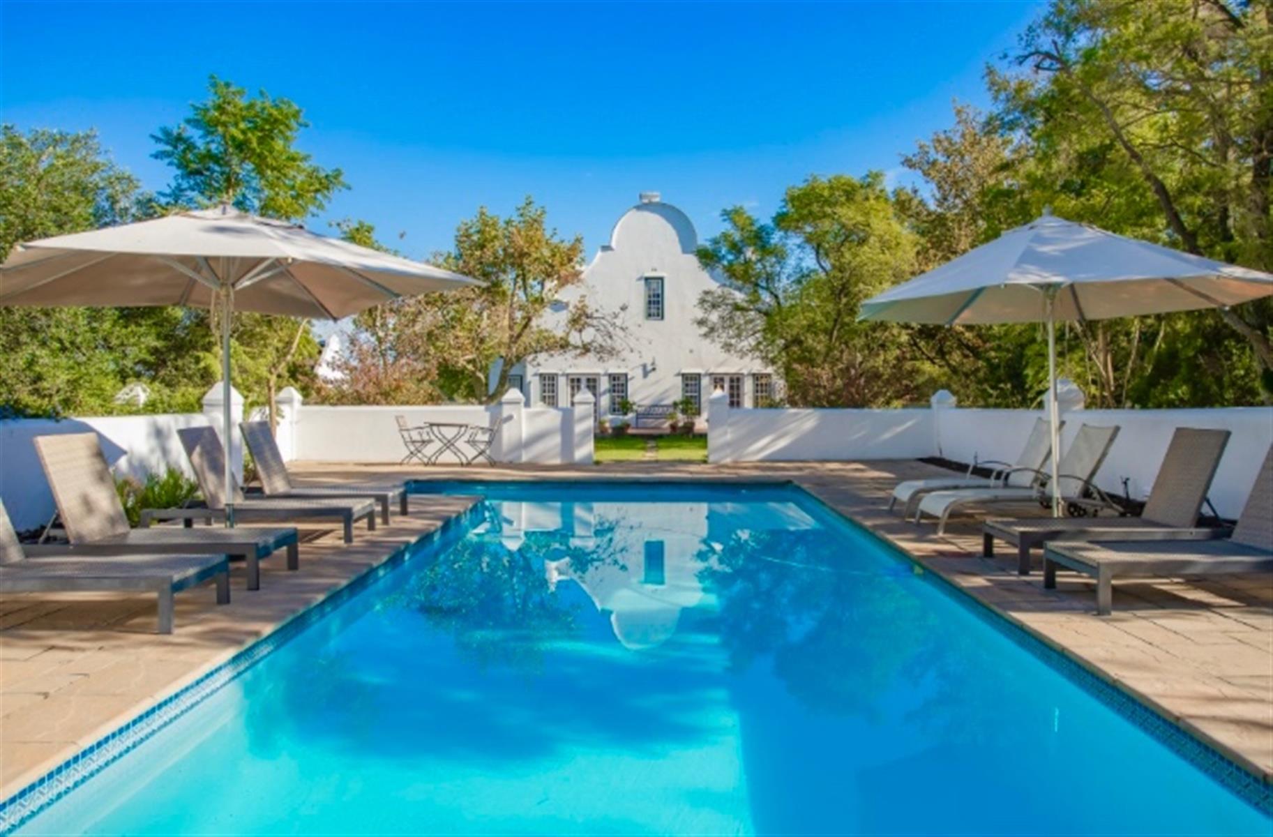 Escape the City with Country Comforts and a Vibrant Community
