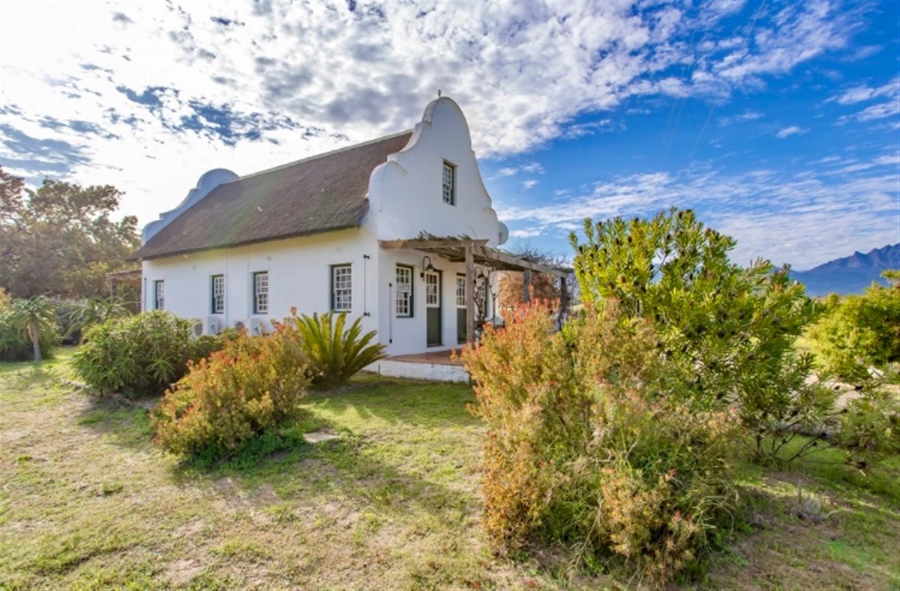 Escape the City with Country Comforts and a Vibrant Community