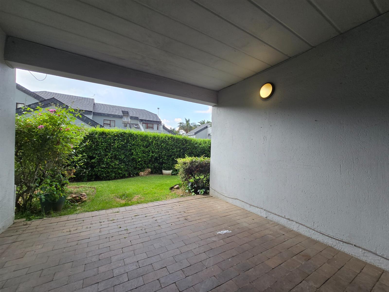 3 Bedroom Ground Floor Apartment To Rent in Lakefield, Benoni