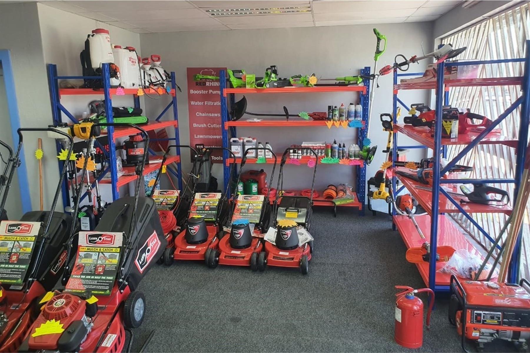 Retail Property For Sale - Prime Showroom on Busy Arterial Route