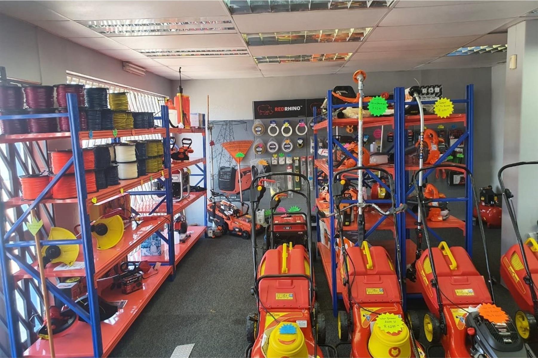 Retail Property For Sale - Prime Showroom on Busy Arterial Route
