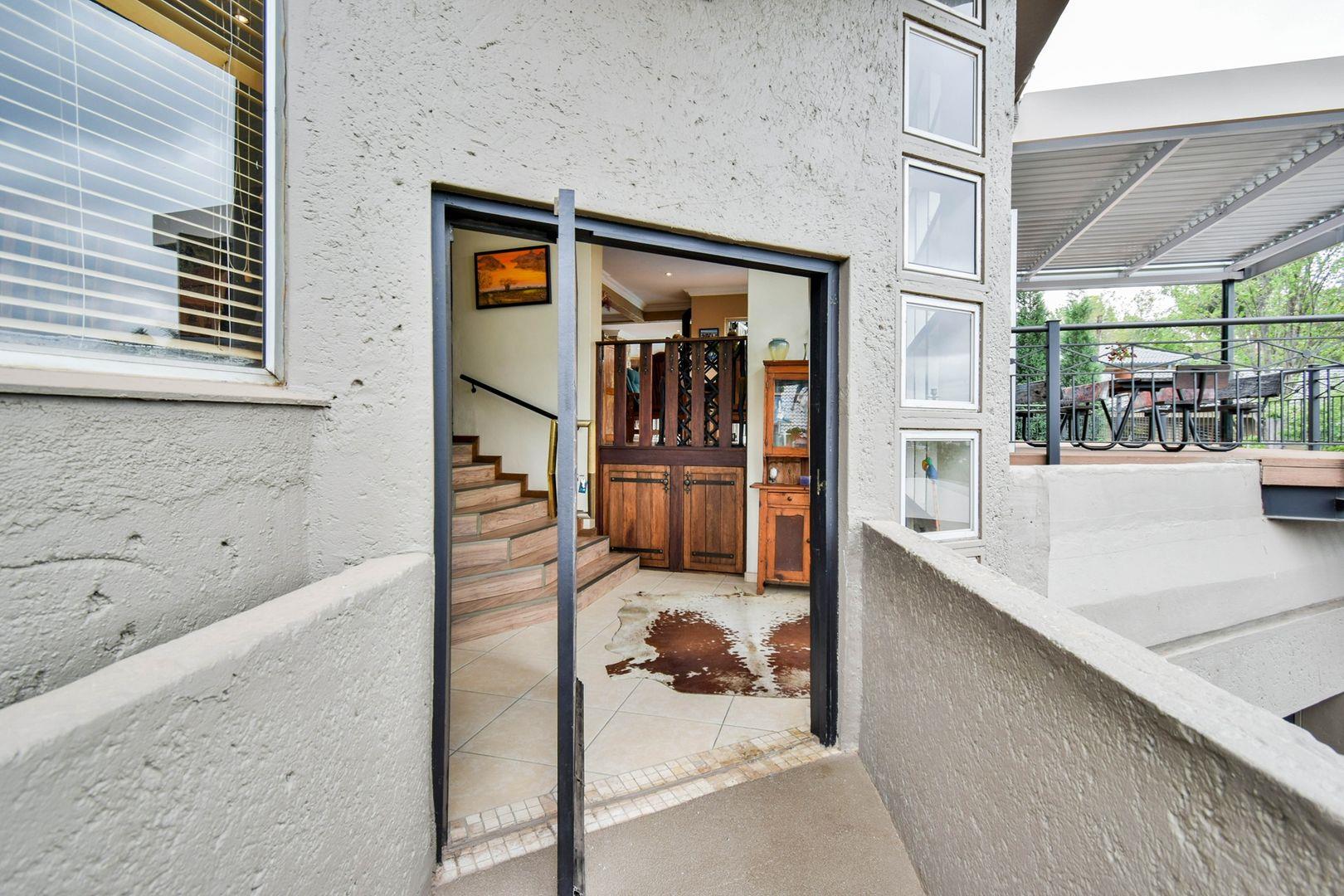House For Sale in Waterkloof Ridge, Pretoria