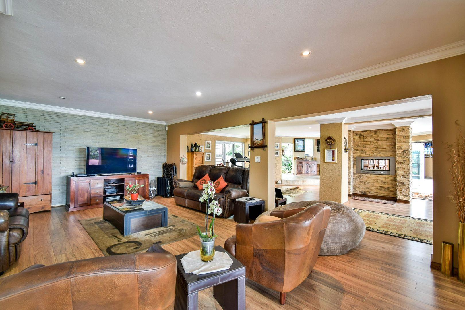 House For Sale in Waterkloof Ridge, Pretoria