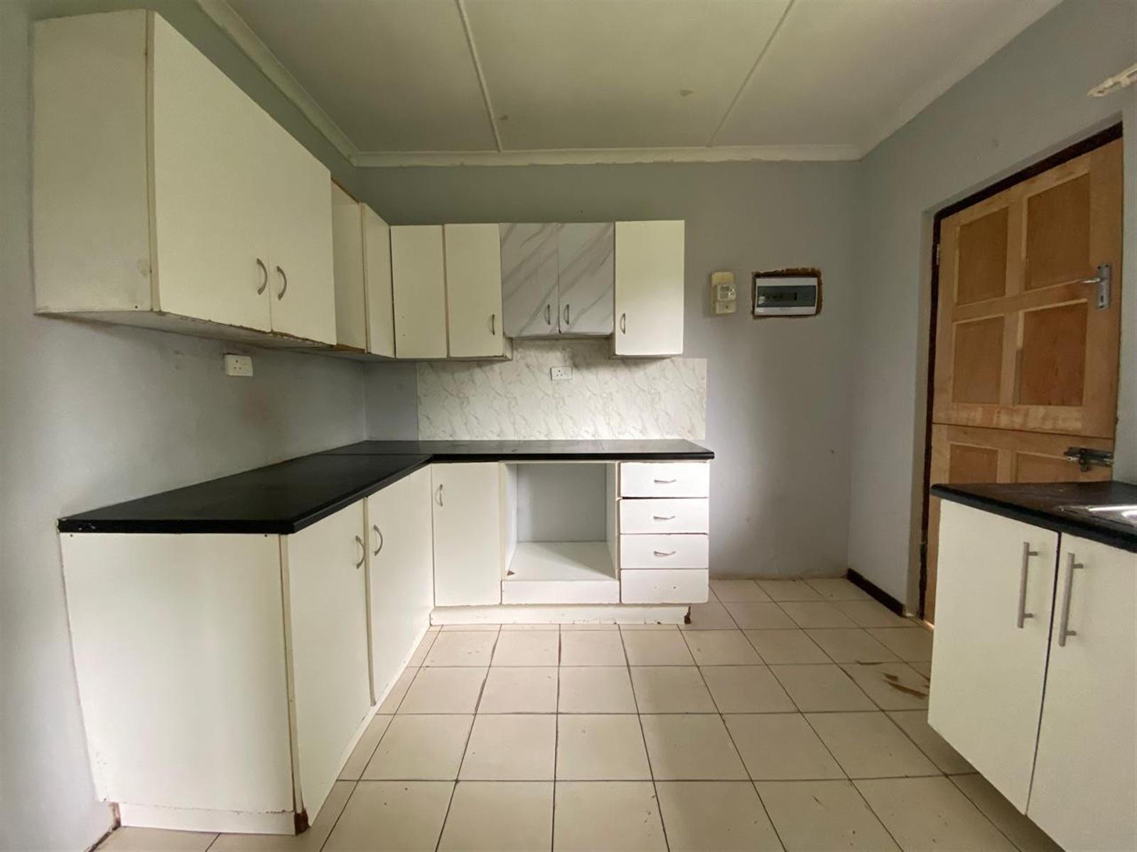 Reduced!!! House For Sale in Kwandengezi, Pinetown, KwaZulu Natal