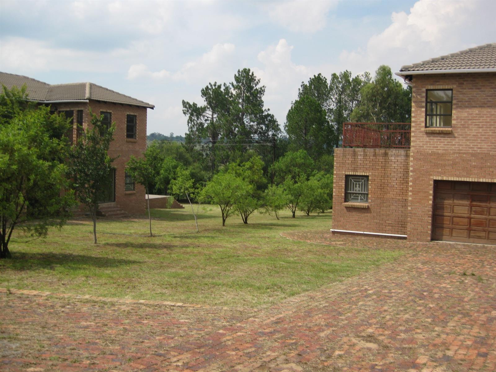 Twin Duplexes For Two Large Families For Sale in Beaulieu, Midrand