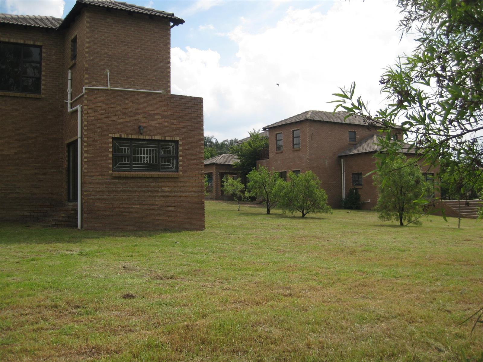 Twin Duplexes For Two Large Families For Sale in Beaulieu, Midrand