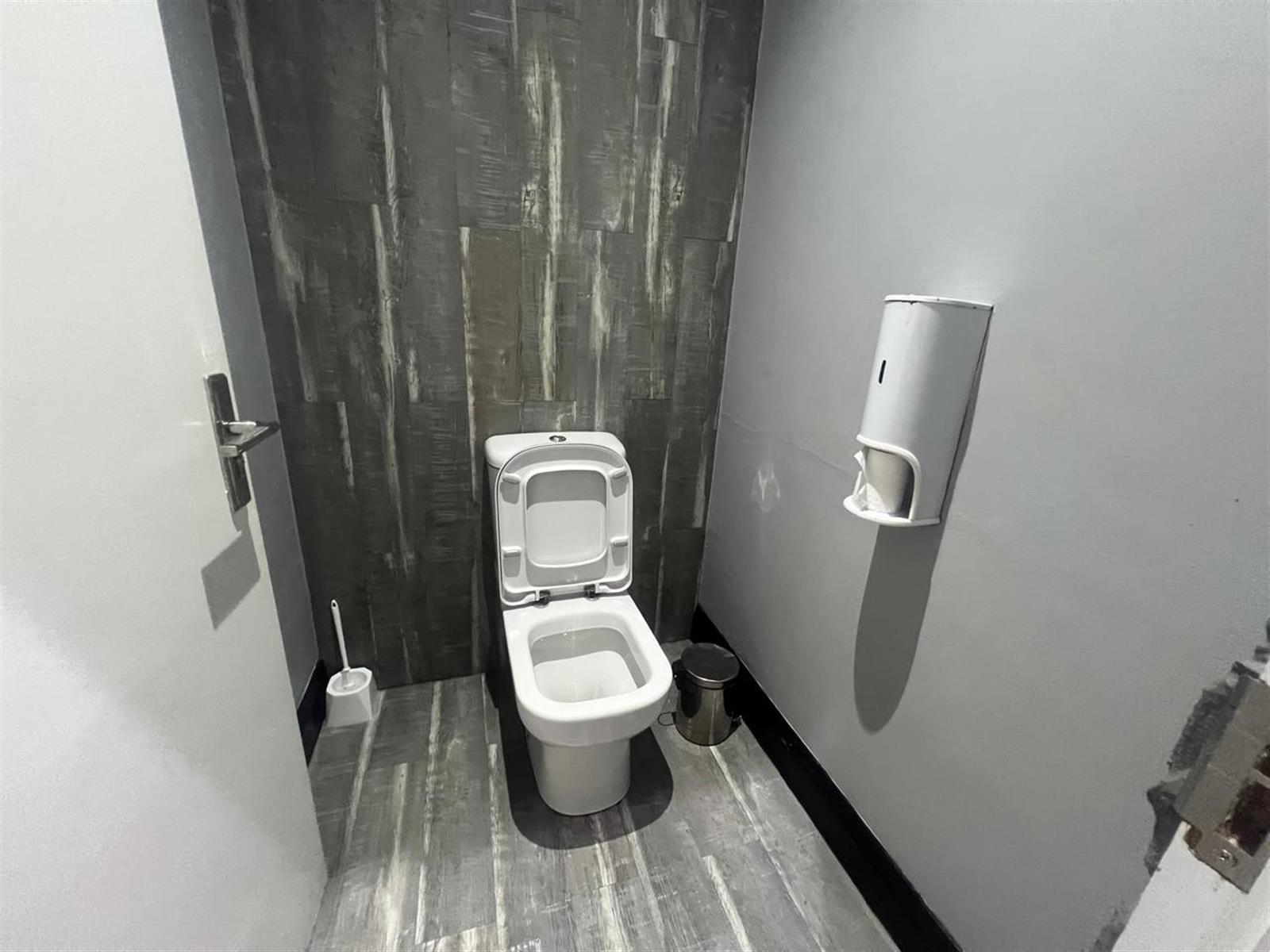 Fully Furnished Office To Rent in Kyalami AH, Midrand