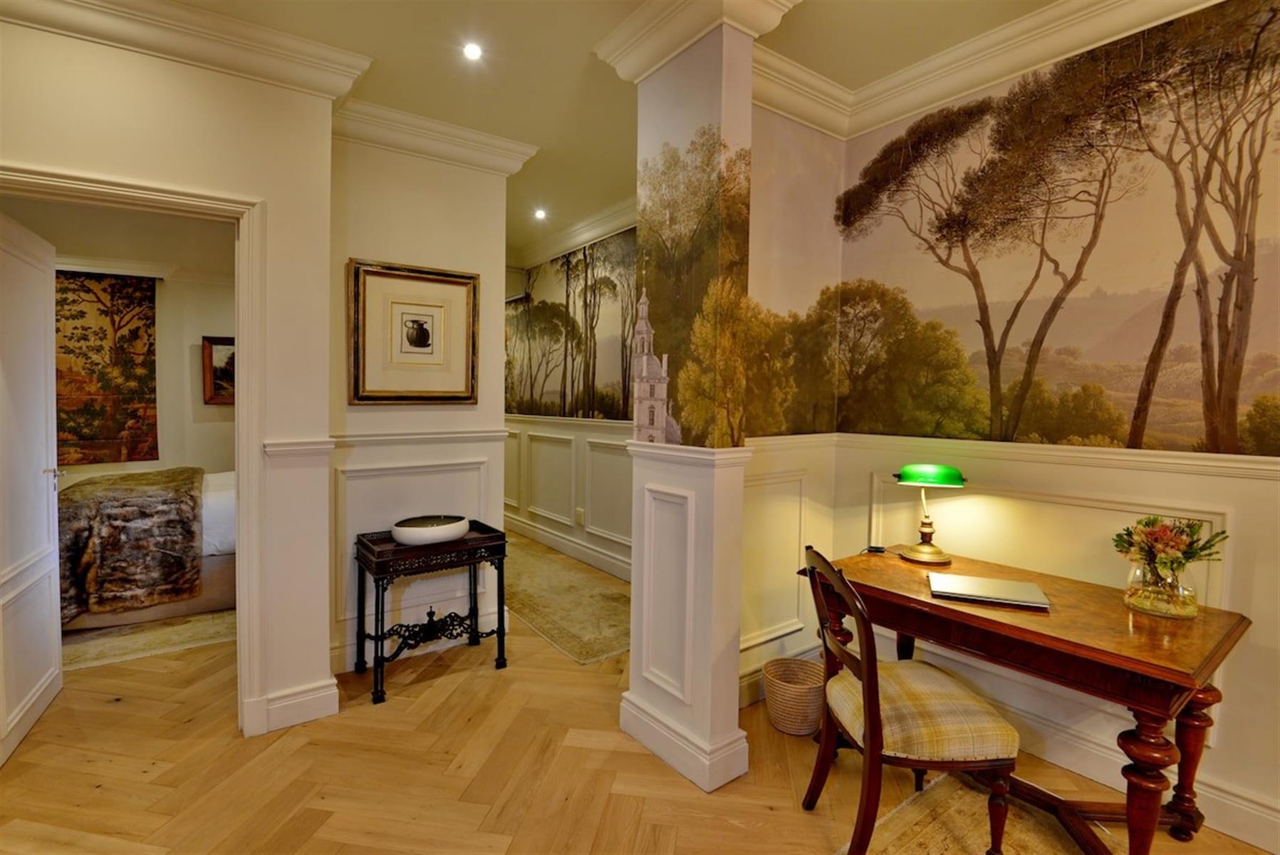 Luxury Old-World Charm