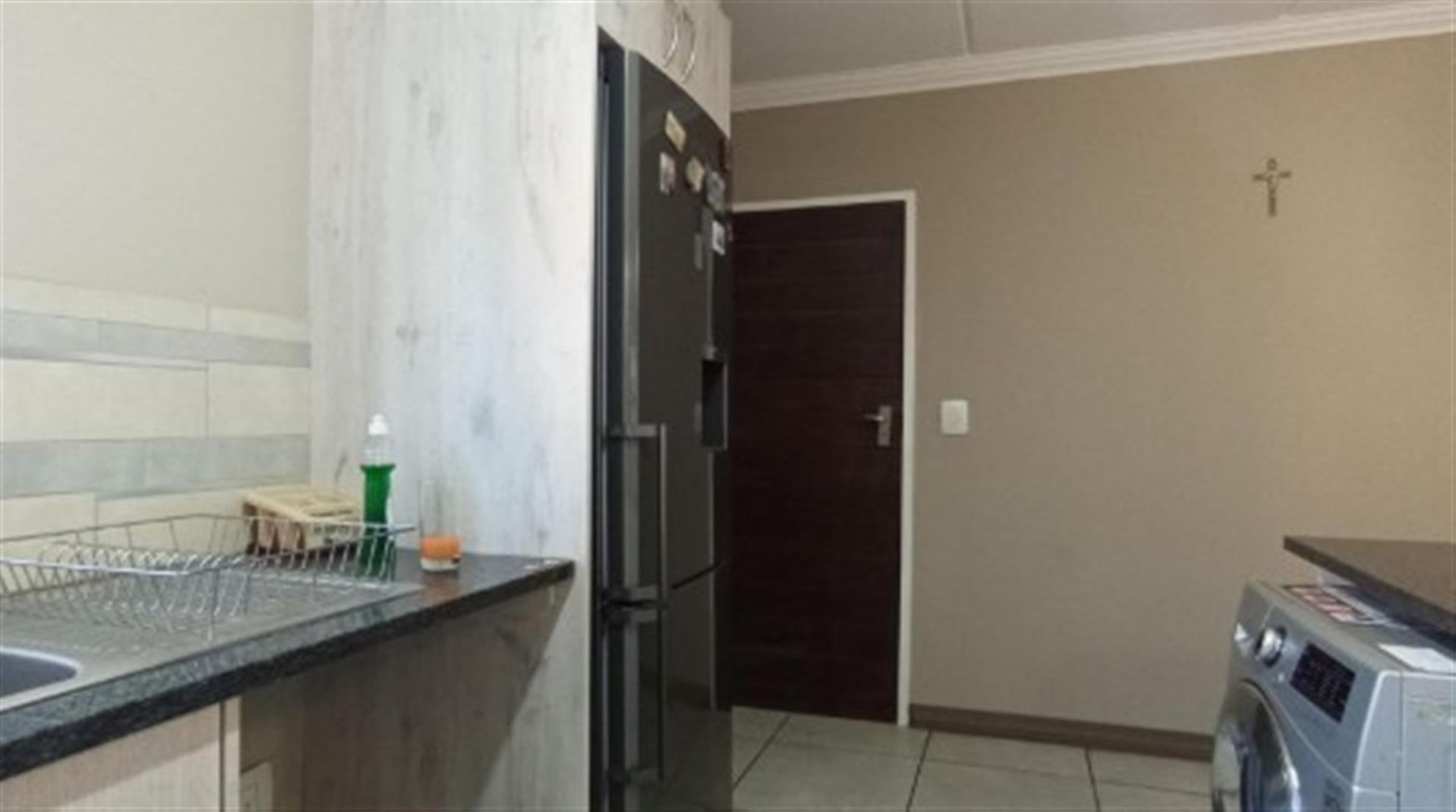 2 Bed Apartment For Sale in Amberfield, Centurion