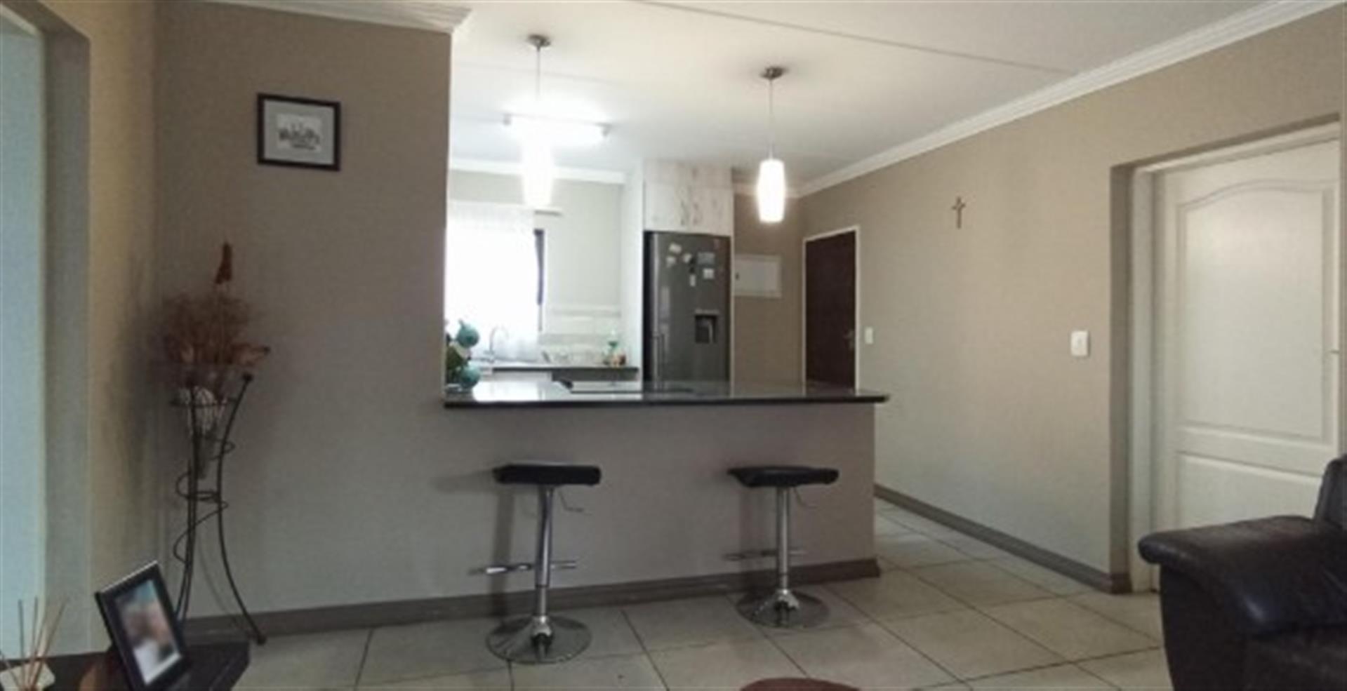 2 Bed Apartment For Sale in Amberfield, Centurion