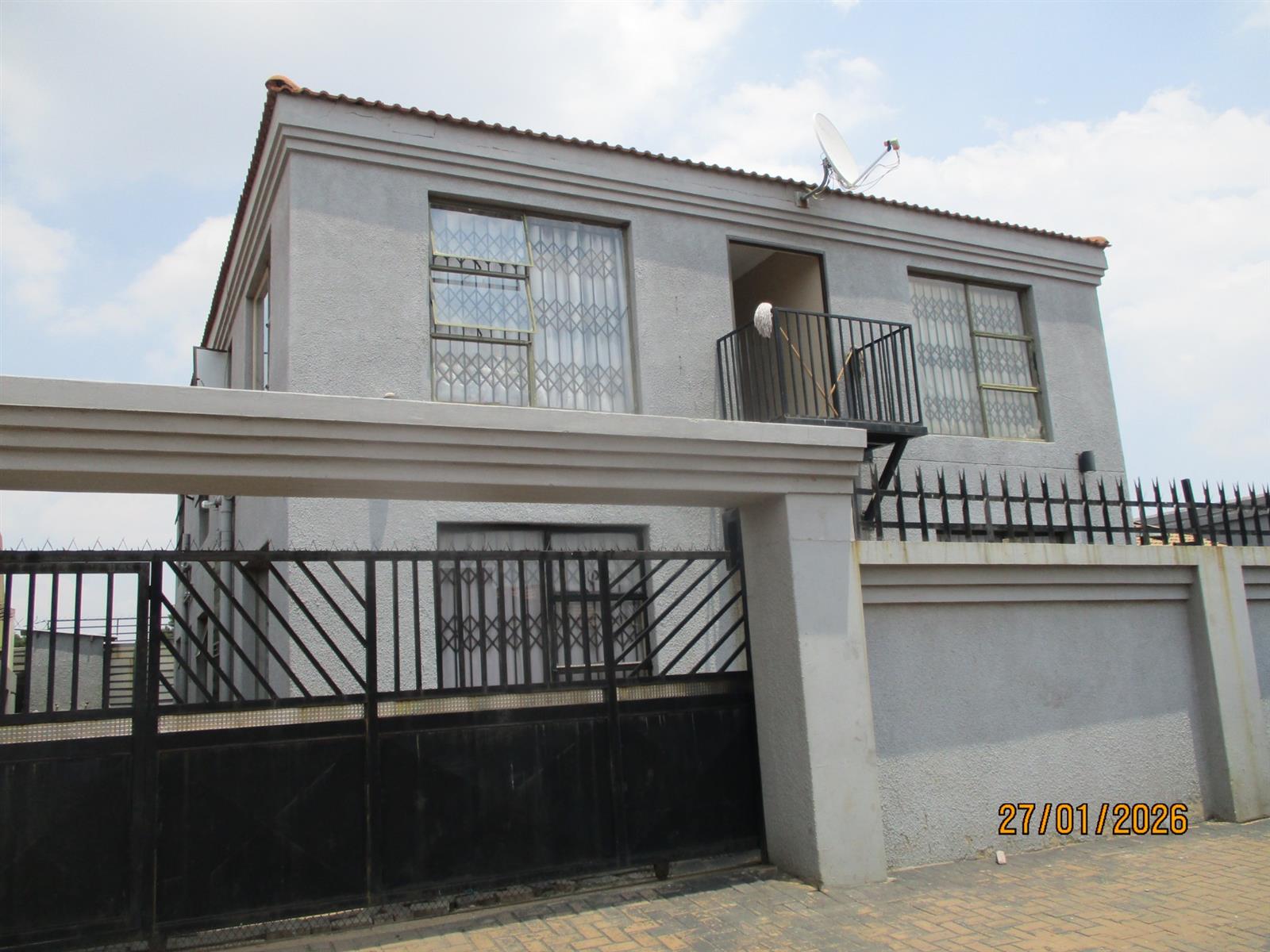 INVESTMENT PROPERTY FOR SALE IN TEMBISA/PRICE REDUCED