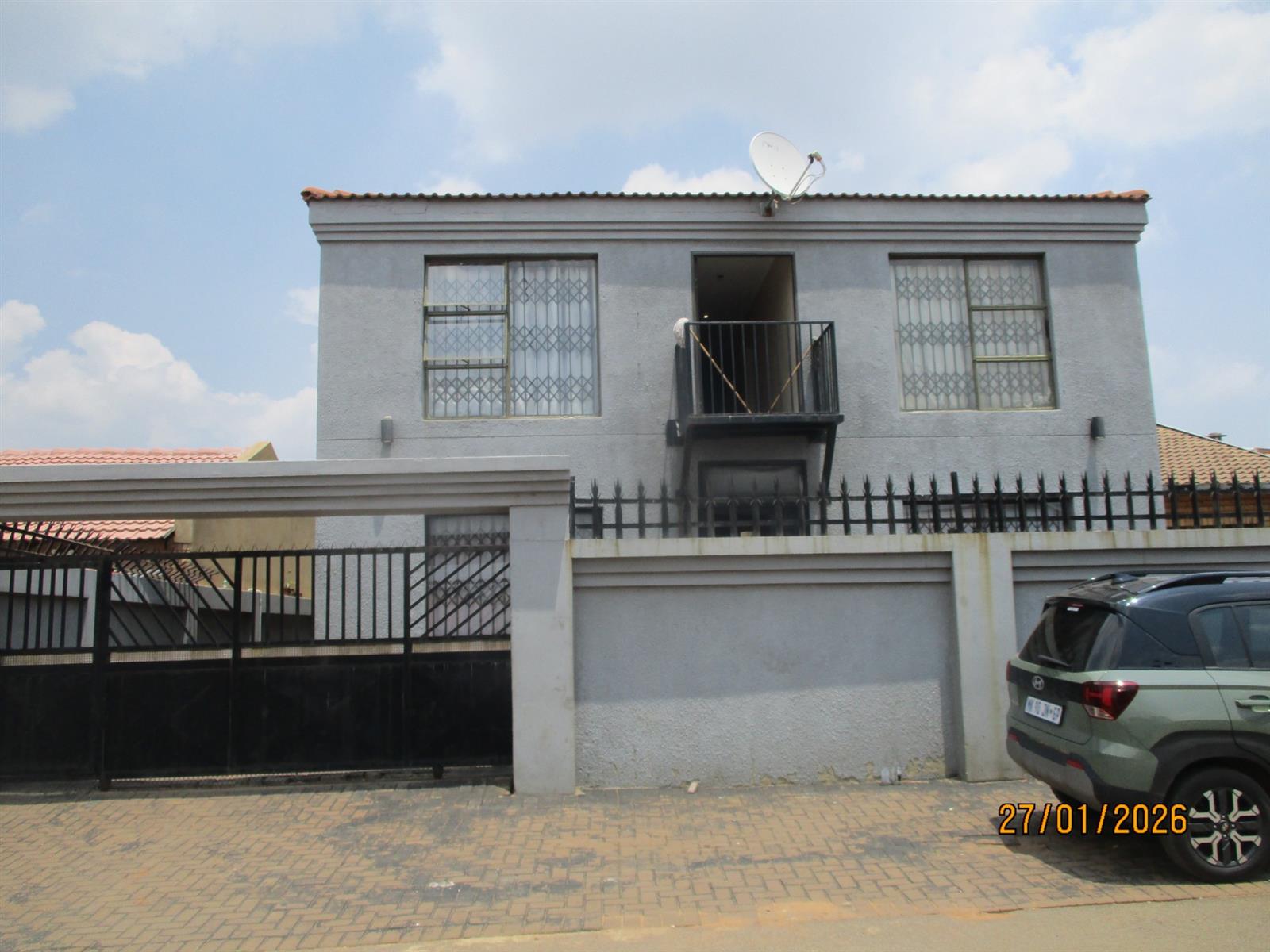 Apartment Block for sale in Ililiba, Tembisa, 150 m²