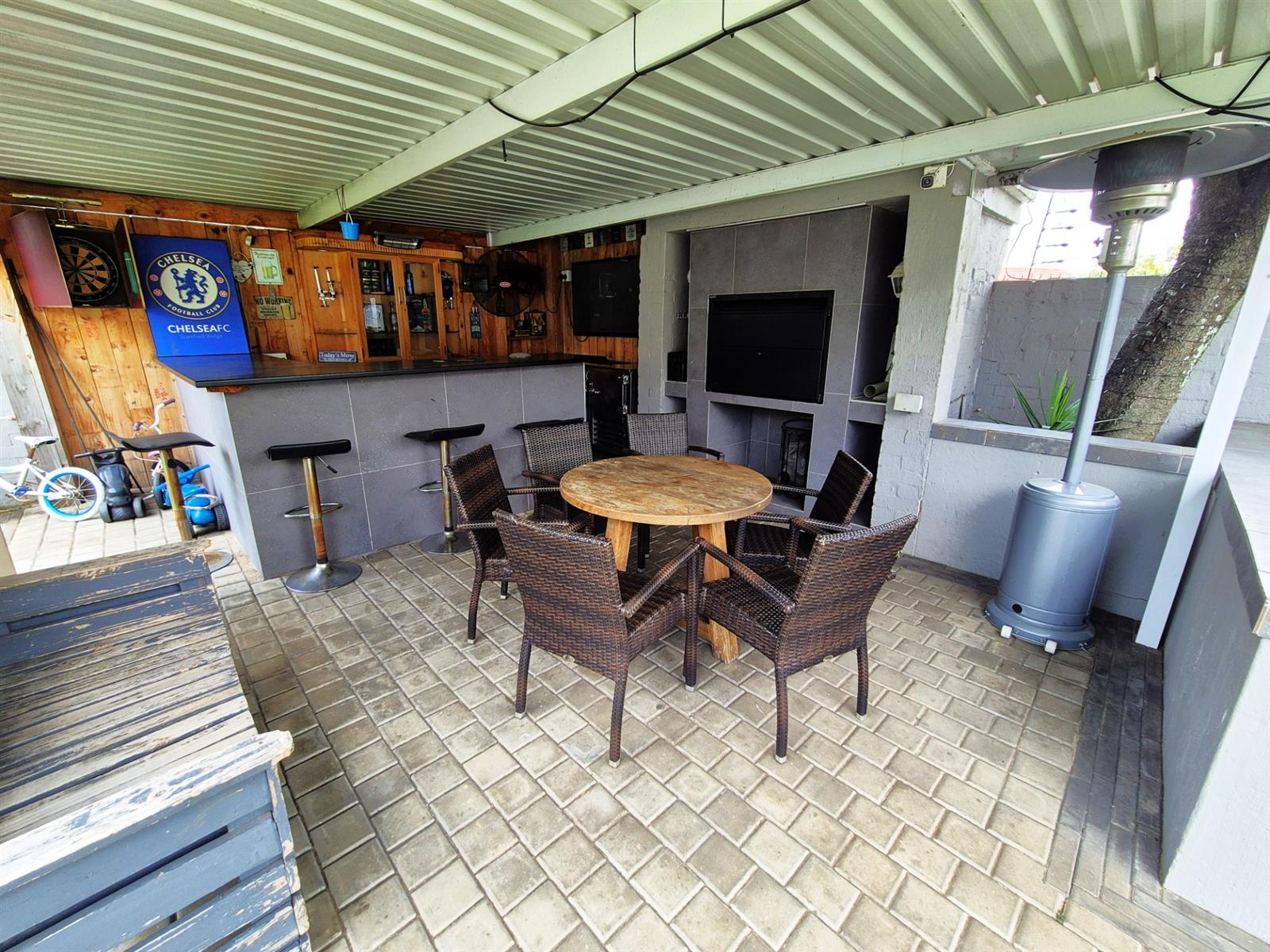 House For Sale in Olivedale, Randburg
