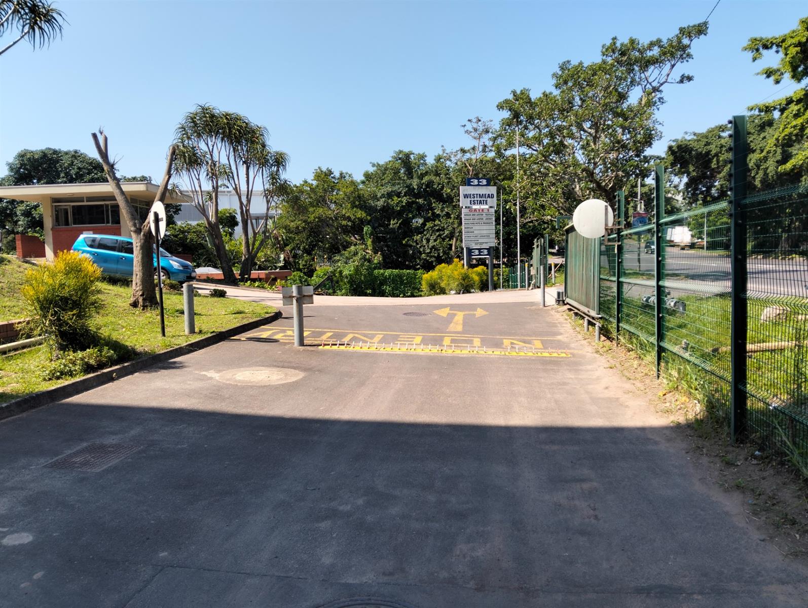 Road frontage Retail Space To Rent in Westmead, Pinetown, KwaZulu Natal