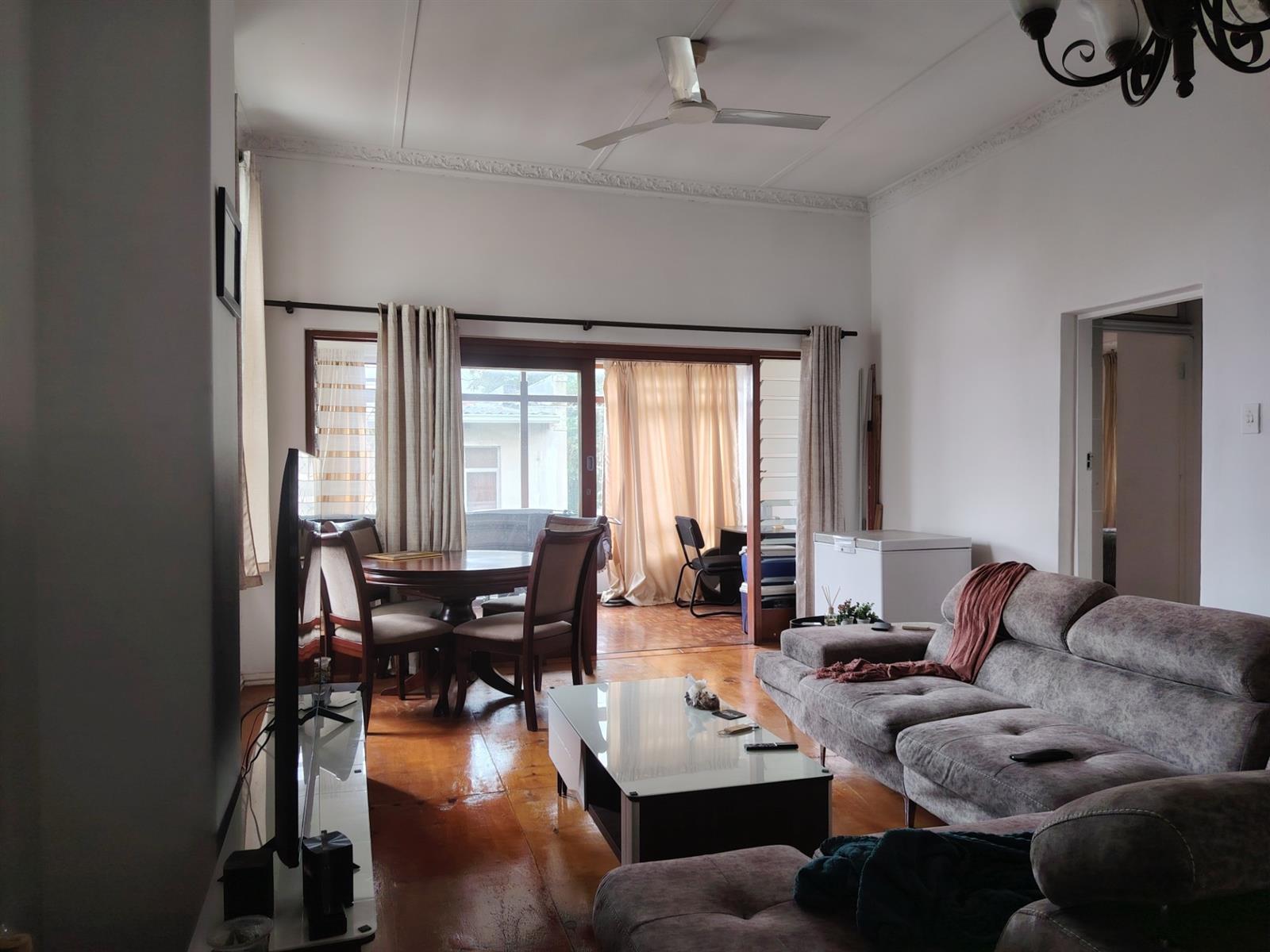 Apartment For Sale in Musgrave, Durban, KwaZulu Natal