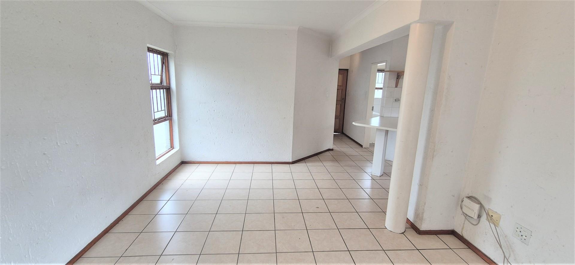 Apartment for rent in Paulshof, Sandton, 58 m²