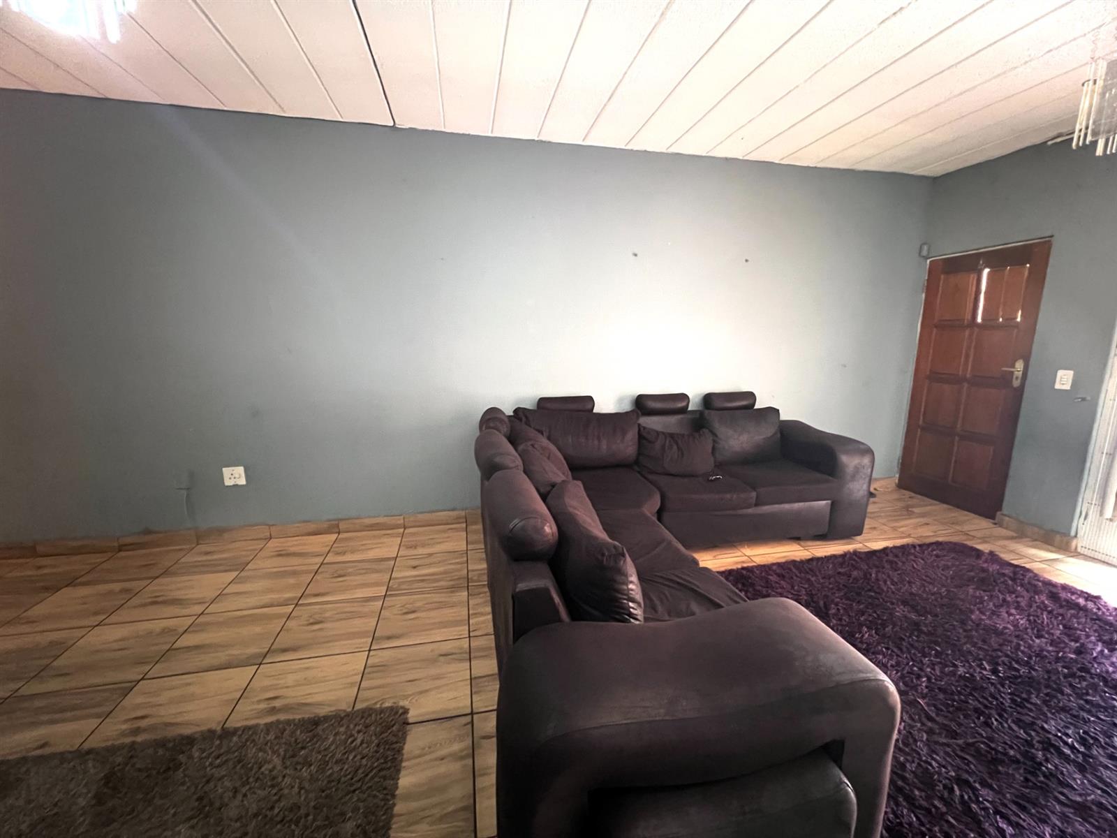 Apartment For Sale in Windsor East, Randburg