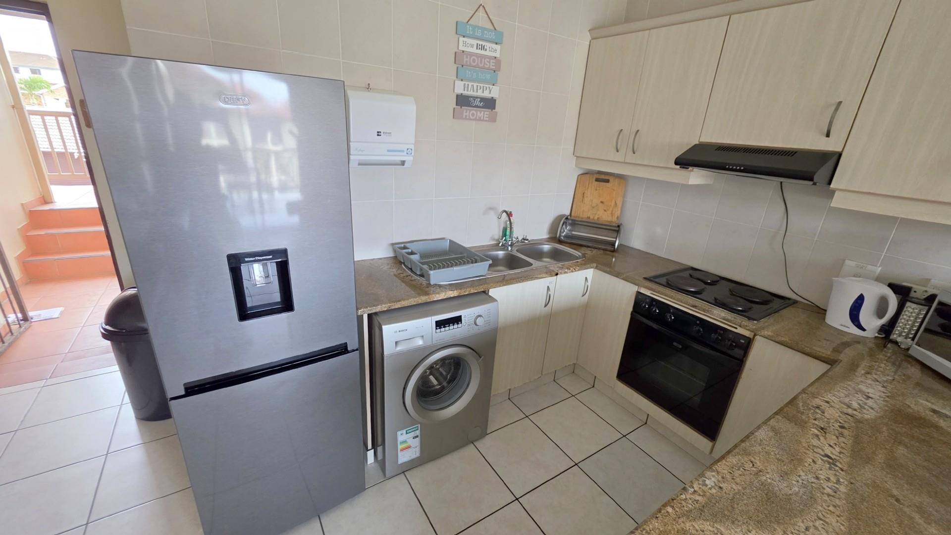 Fabulous 2 bedroom, 2 bathroom Holiday Apartment For Sale in Uvongo Beach
