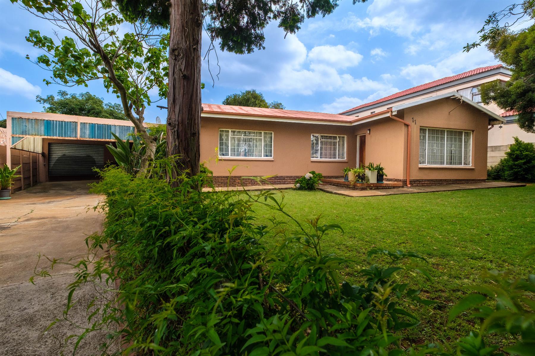 House for sale in Witpoortjie, Roodepoort, 11 Drostdy Street, Witpoortjie, Roodepoort, Gauteng, 240 m²