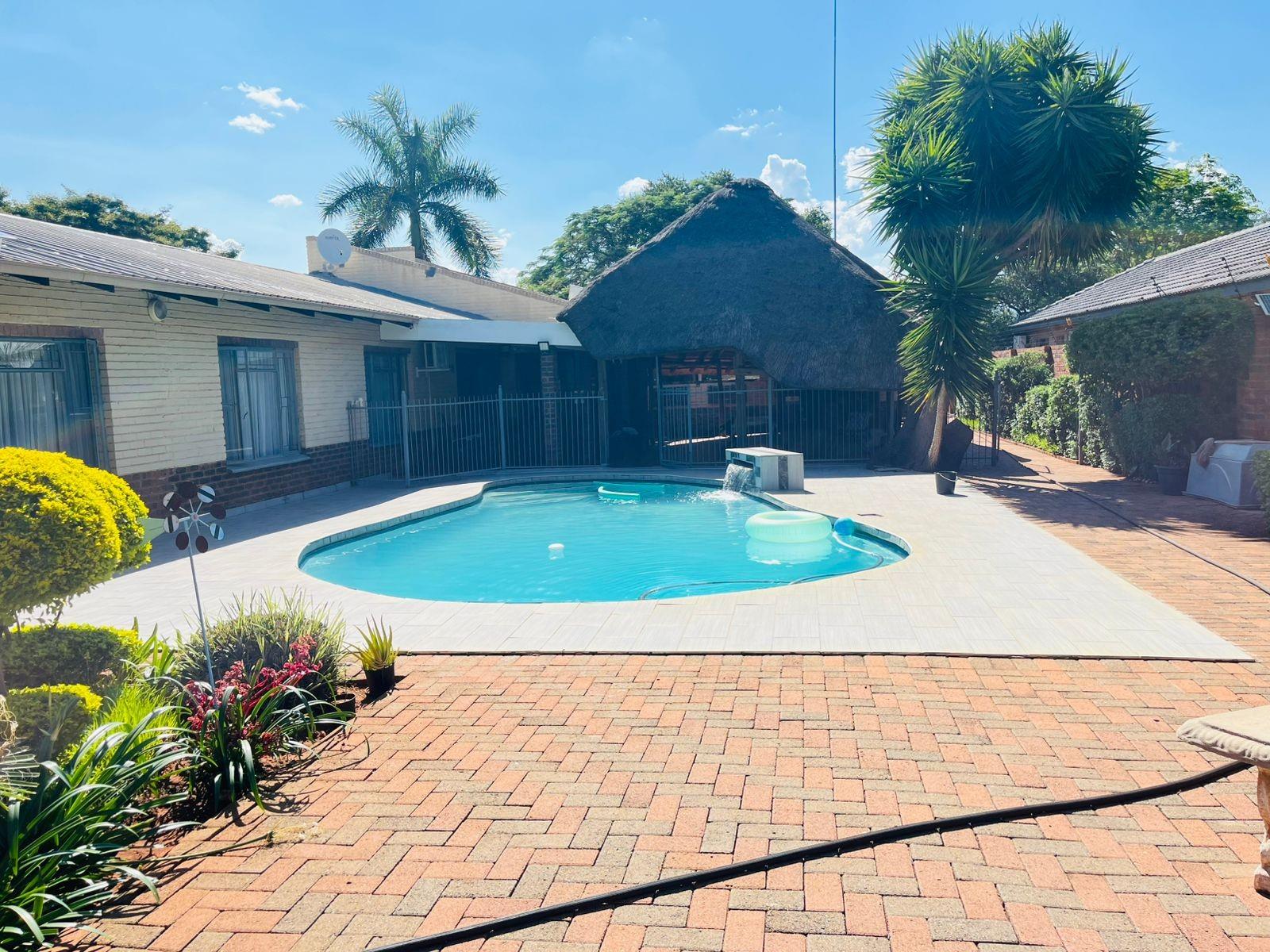 House For Sale in Chroompark, Mokopane - a MUST see!!!