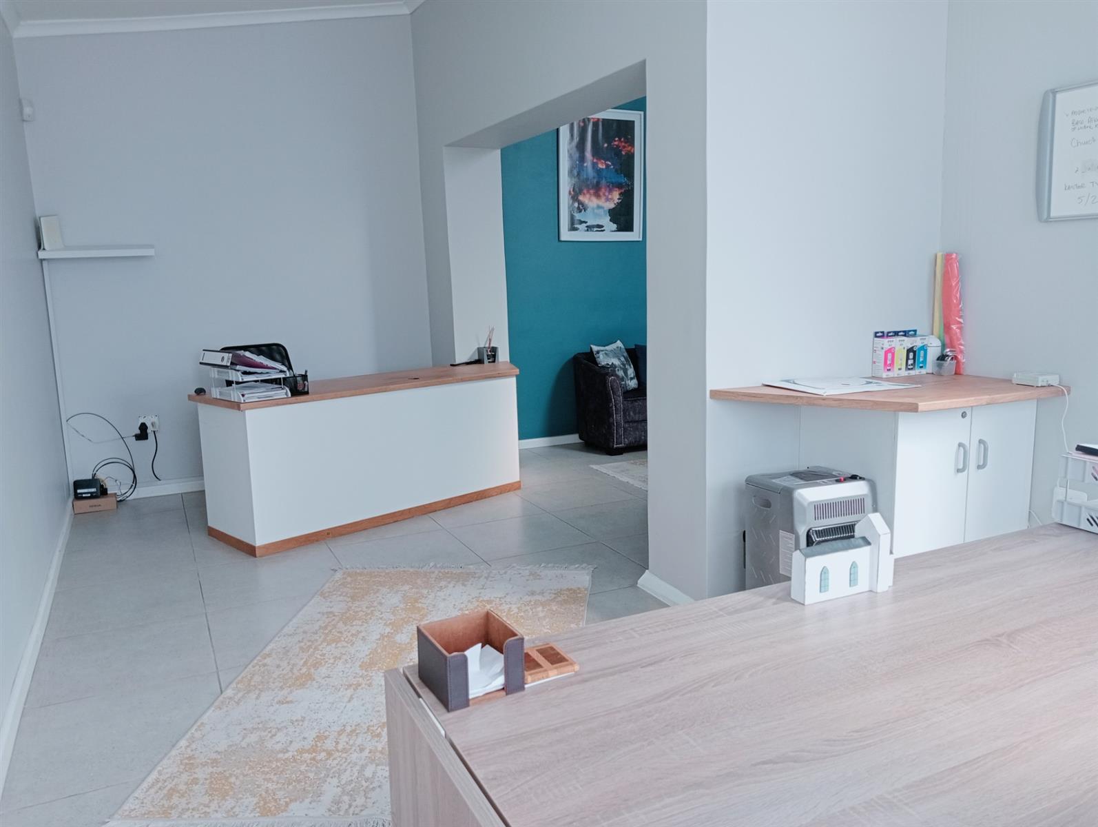 WELL LOCATED COMMERCIAL PROPERTY FOR SALE