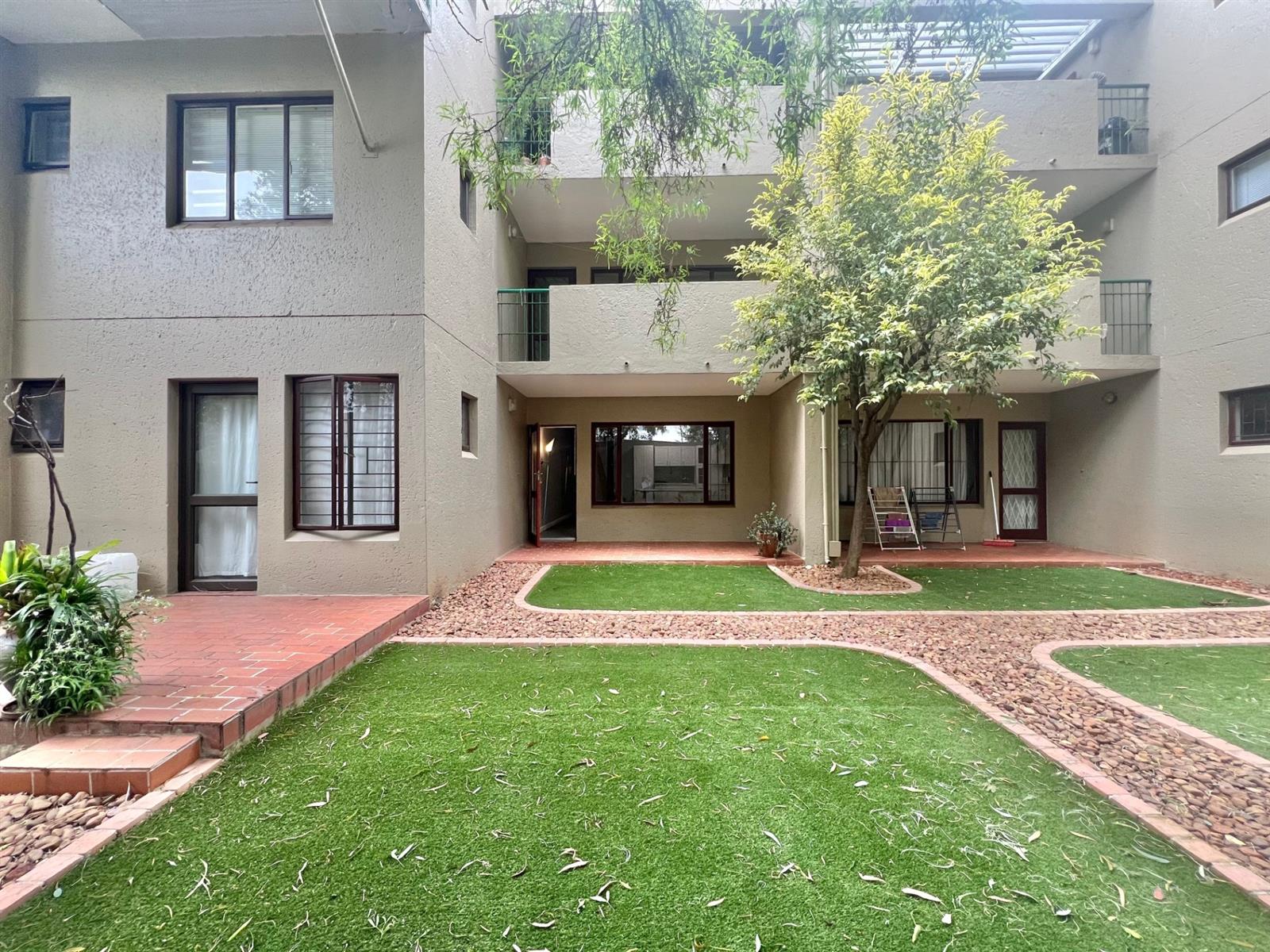 One-Bedroom Lock-Up-and-Go Garden Apartment in Prime Morningside
