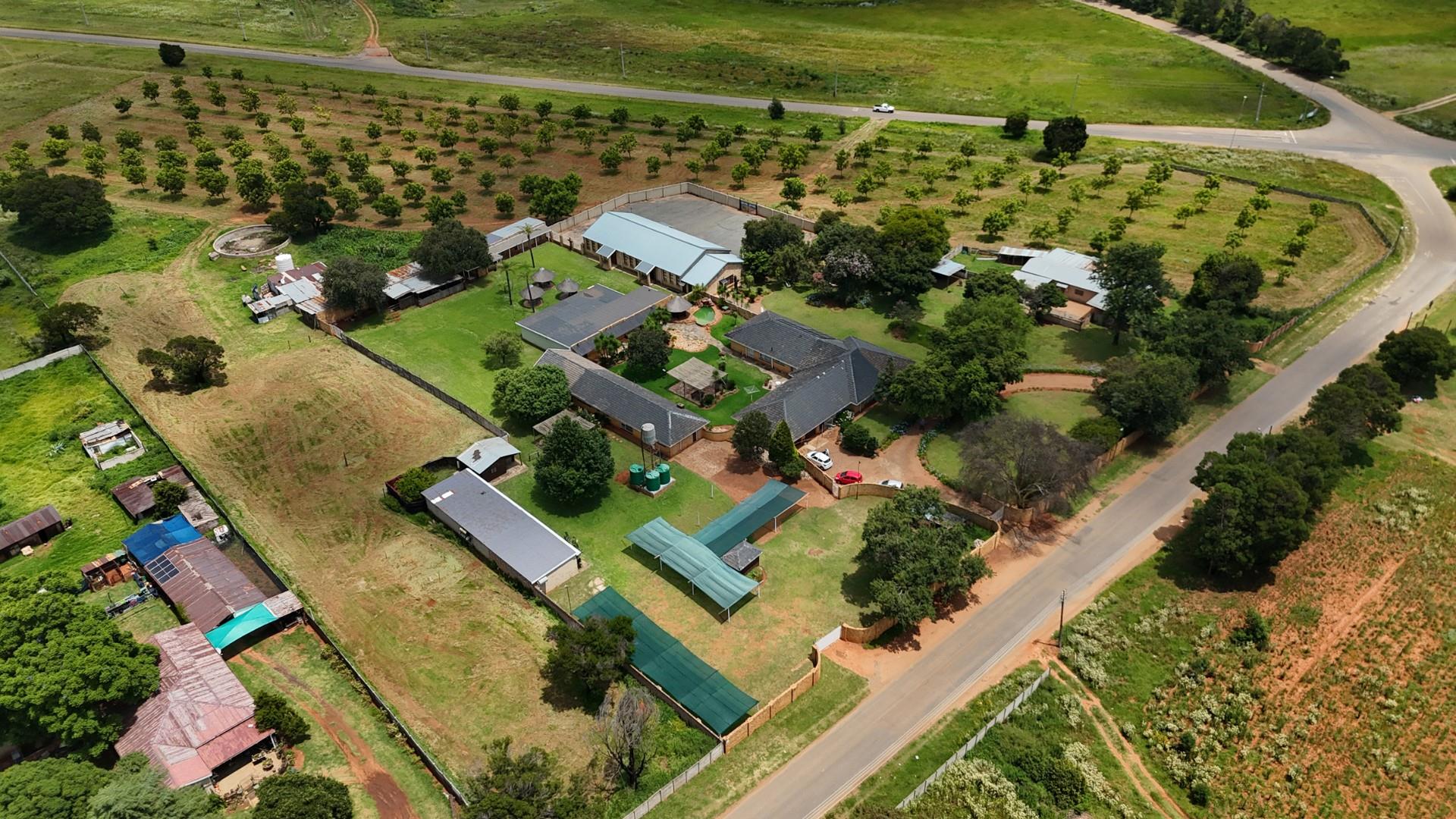 Small Holding For Sale in Wheatlands AH, Randfontein
