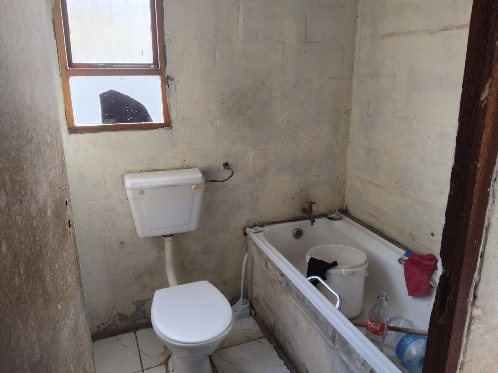 House for sale in Booysen Park, Bethelsdorp, Port Elizabeth, 205 m²