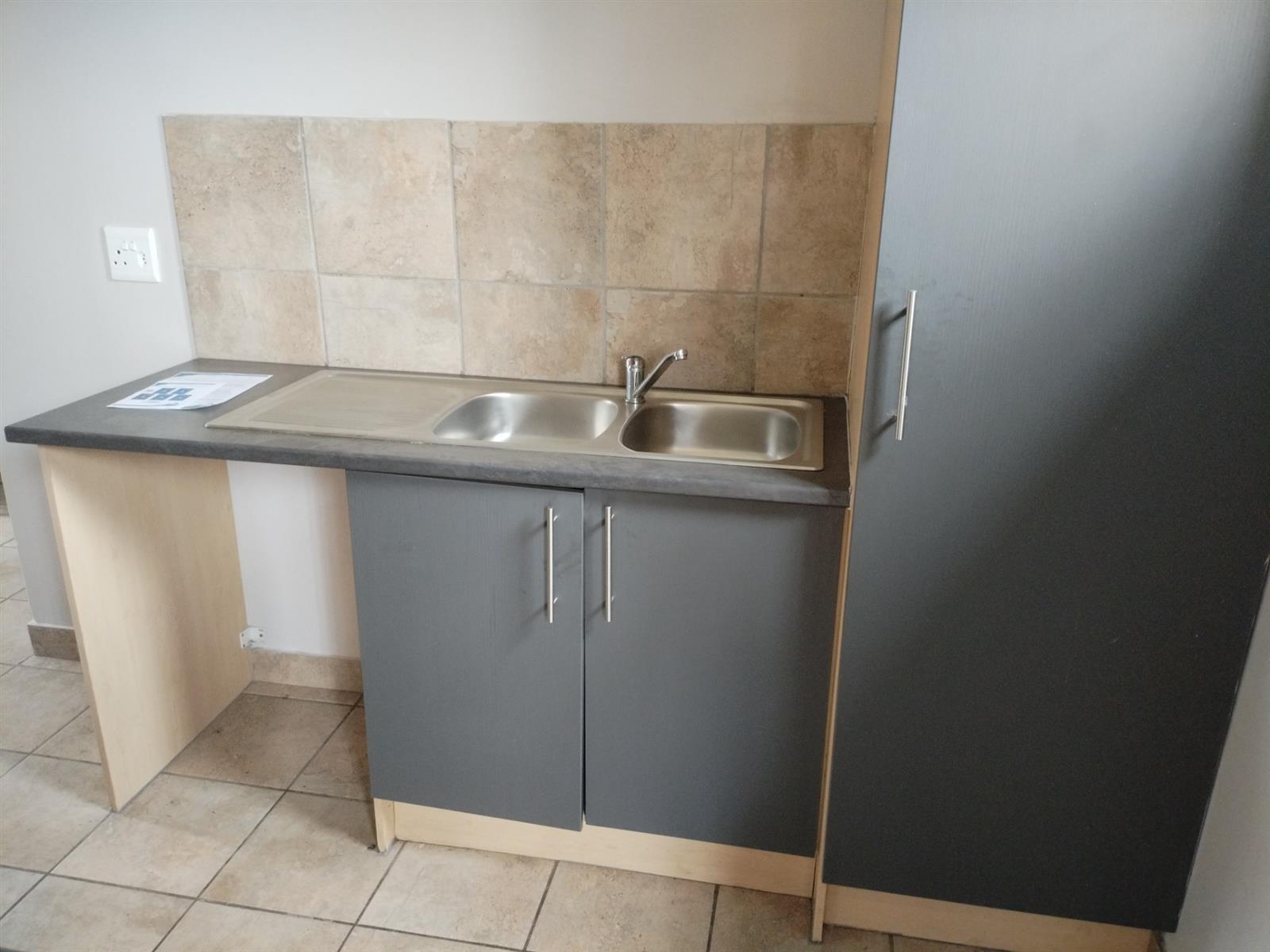 Are you an Investor or First time home buyer - Save between R25K and R40K on these units