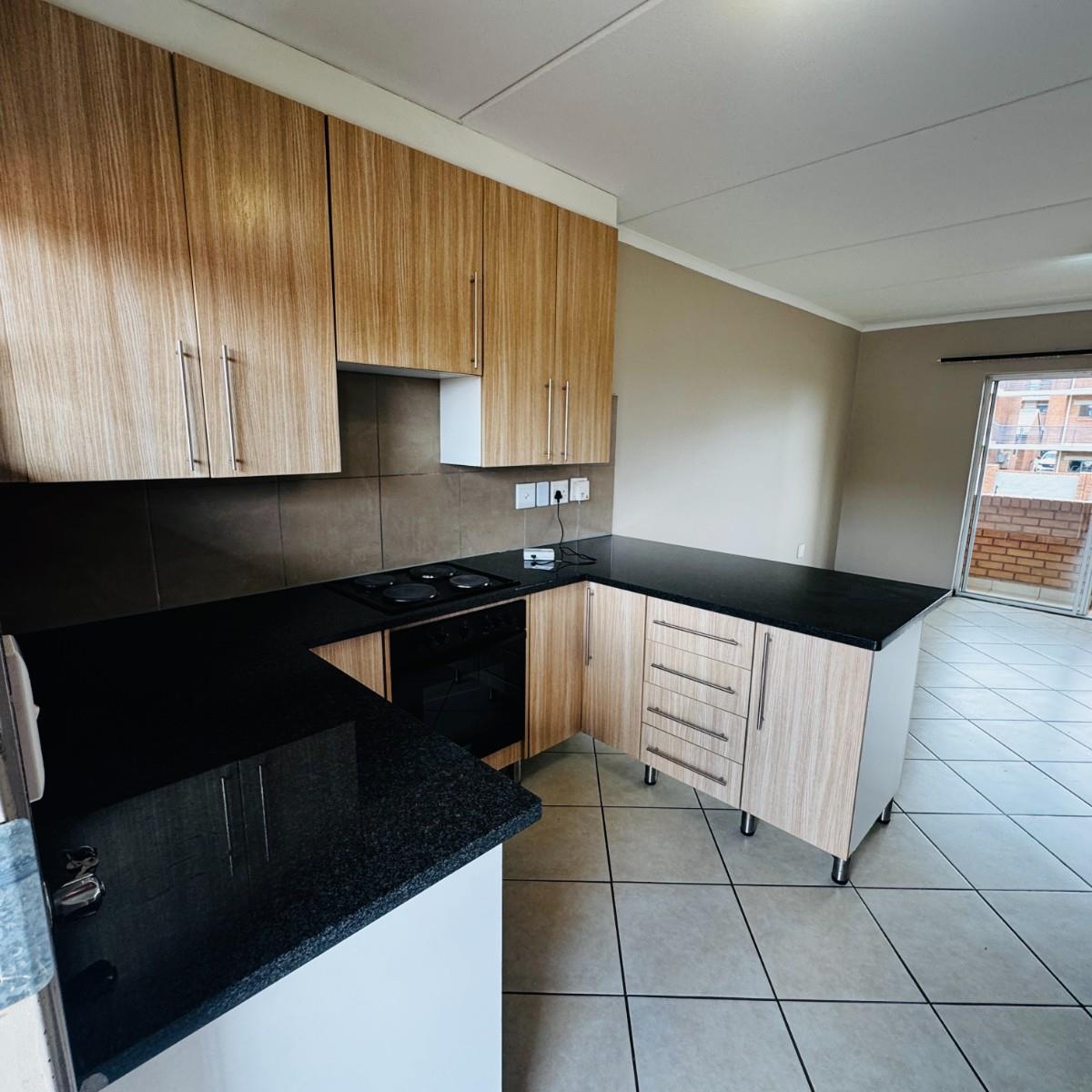 2 Bed,1 bath apartment for sale in Sagewood