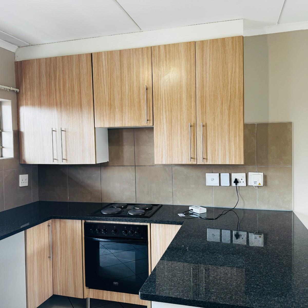 2 Bed,1 bath apartment for sale in Sagewood