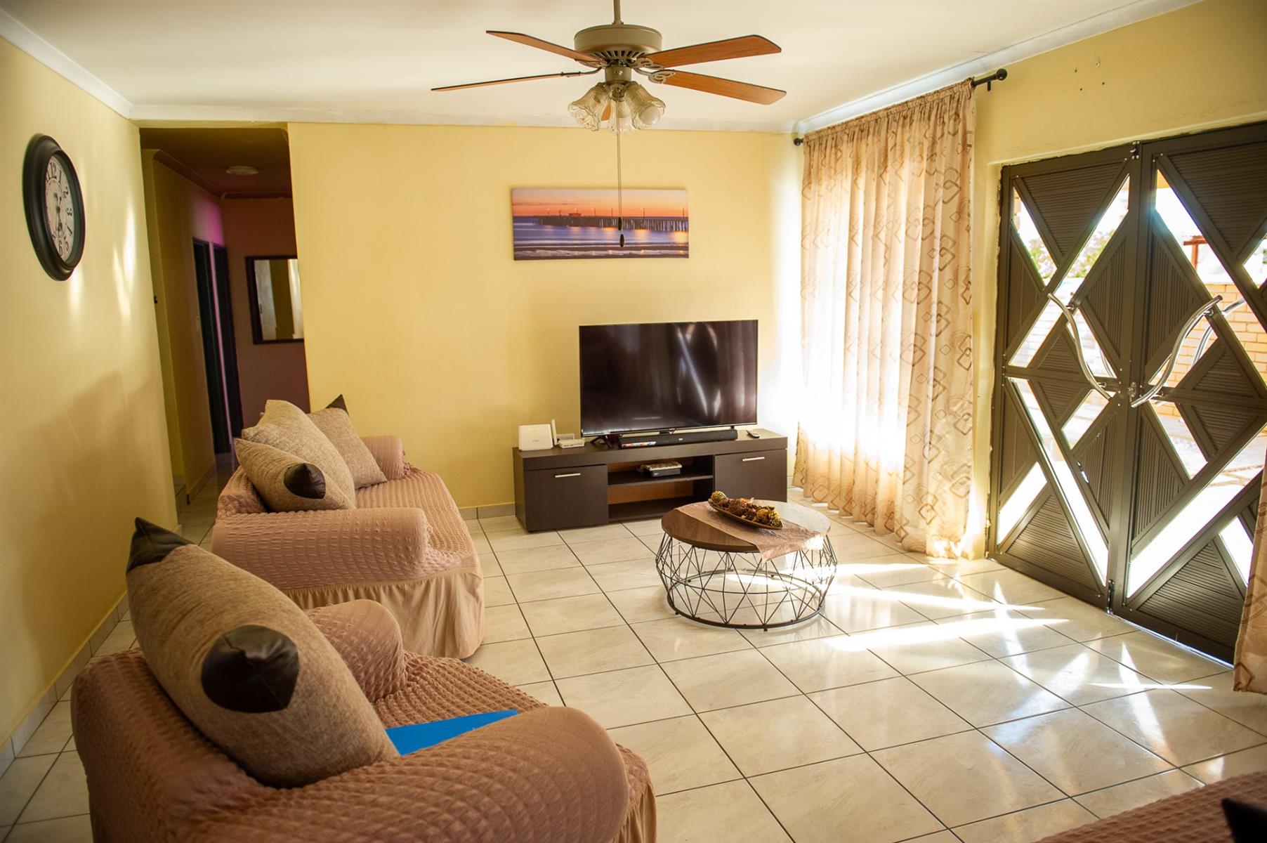 Elegant 4-Bedroom Family Haven with Pool in Upington