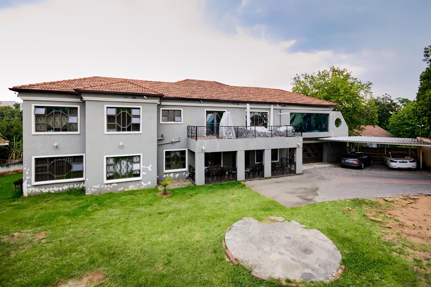 An Exceptional Residence in Vorna Valley Midrand For Sale