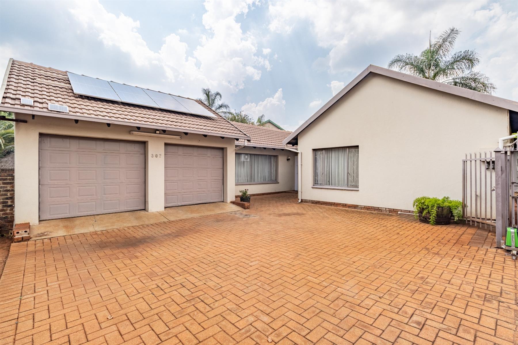 House For Sale in Eldoraigne, Centurion