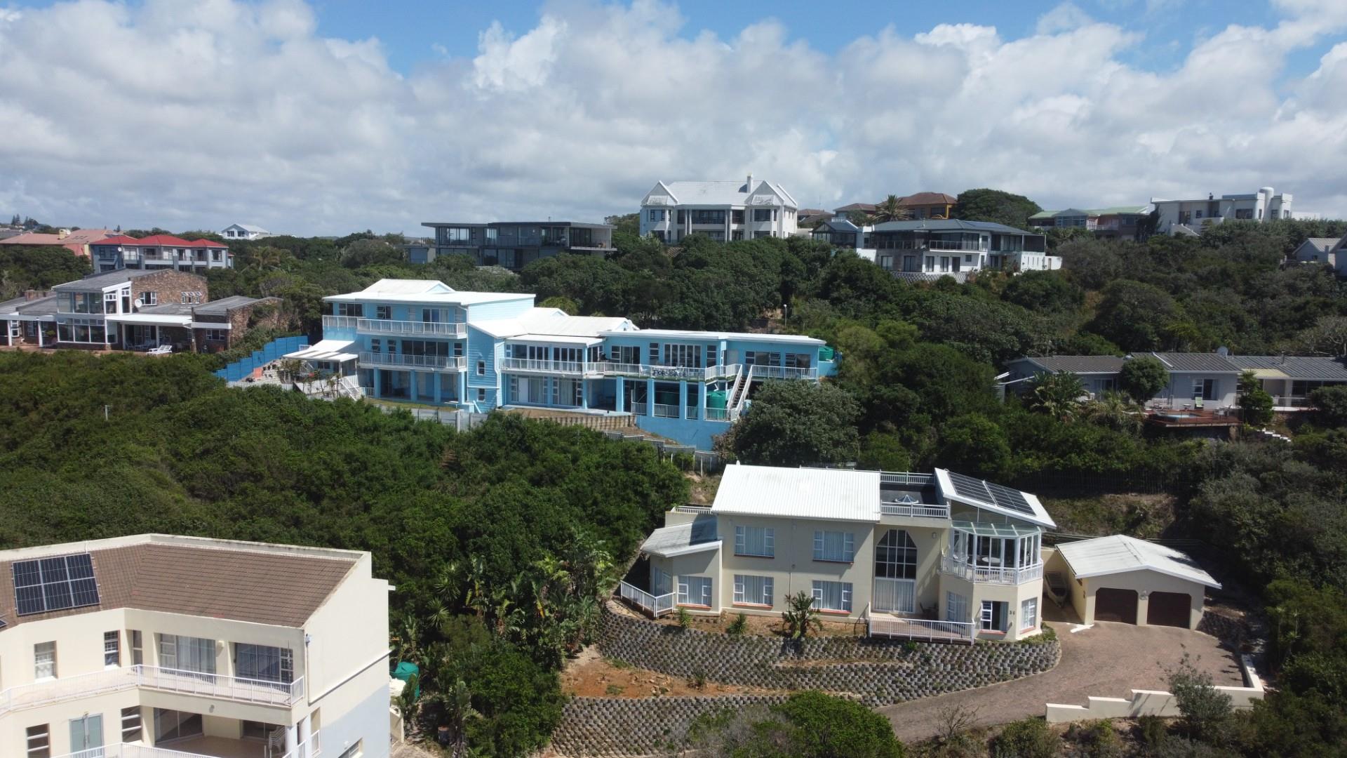 Eleven Bedroom House for Sale in West Beach Port Alfred