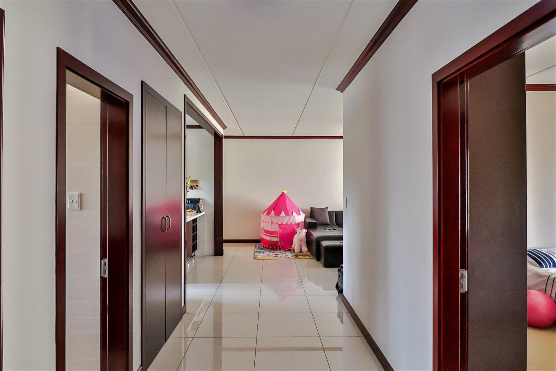 Unit in a Complex For Sale in Midrand
