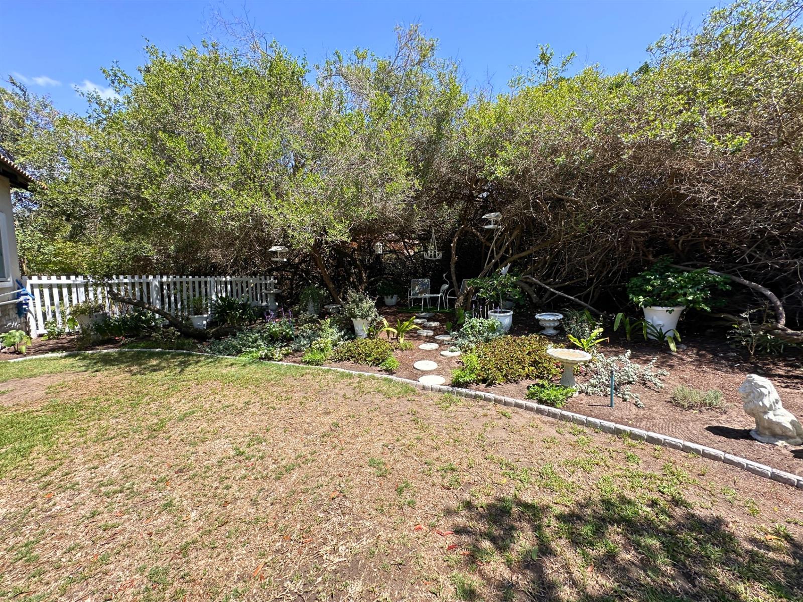 Investment property - Poolside, Private, and Dangerously Easy to Fall in Love With