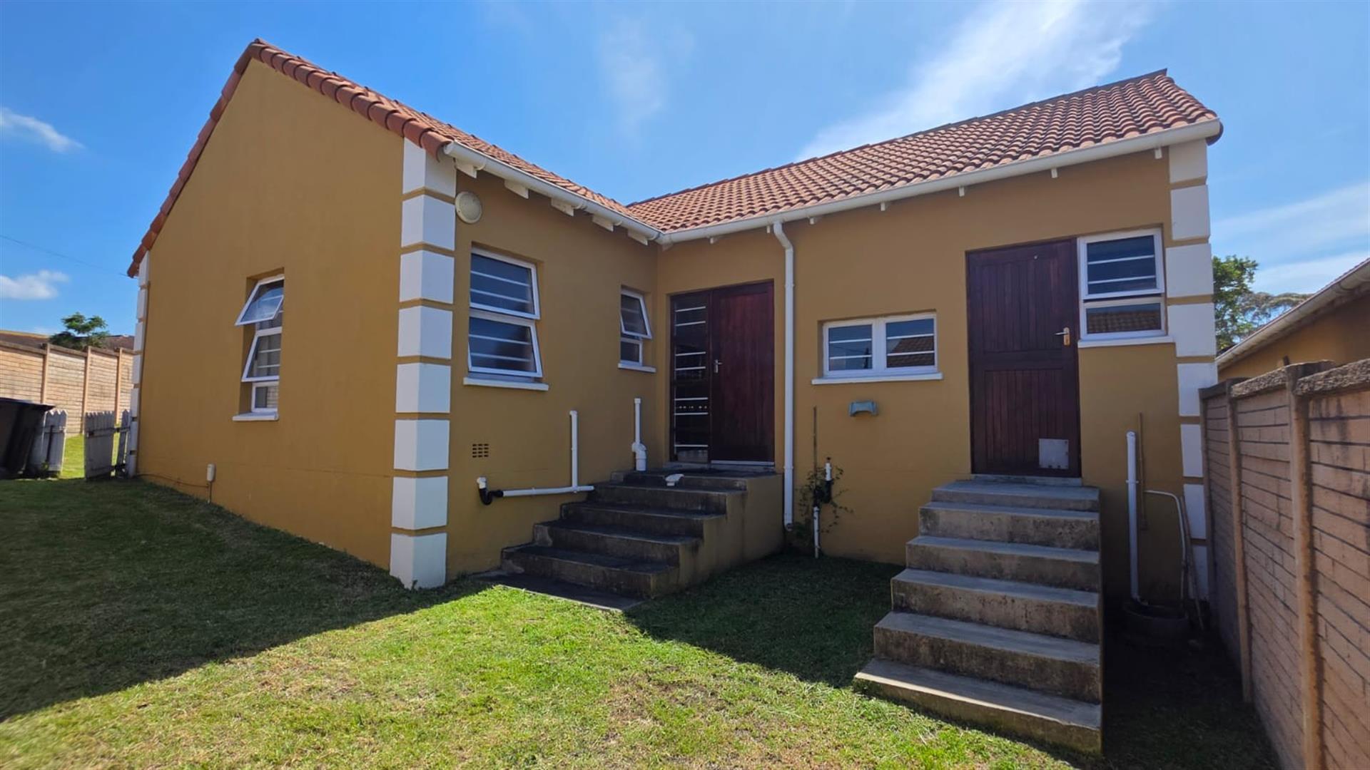Well-Located 2-Bedroom Home in a Gated Complex