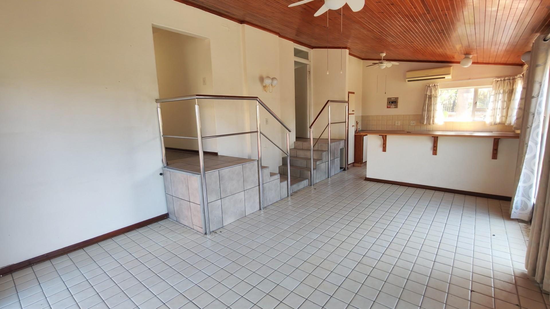 Fixer Upper Value Offering in Margate!  3 bedroom, 2 Bath townhouse