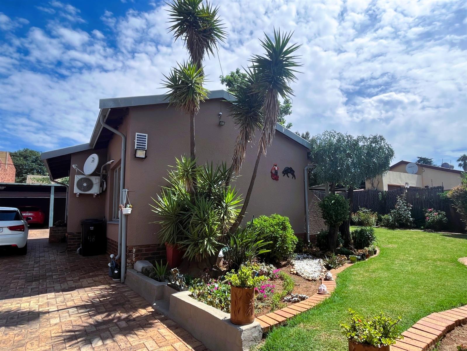 UNDER OFFER this Stylish, Fully Renovated Elandspark Home !